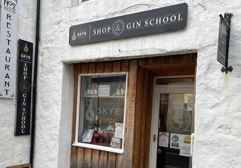 The shop and gin school